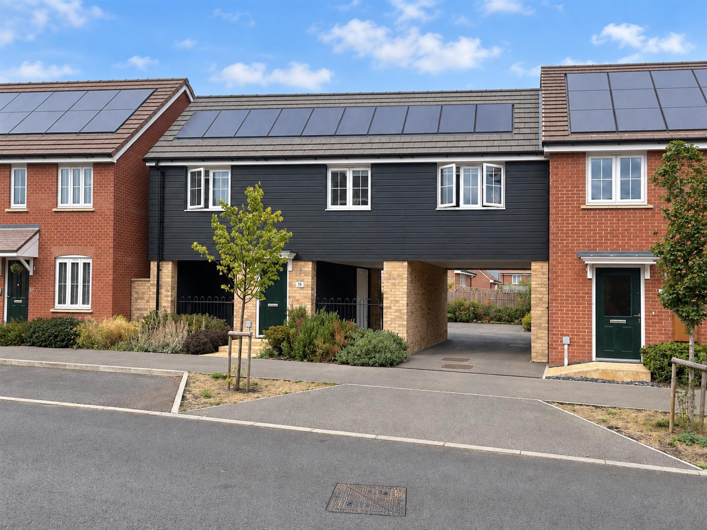 Santa Cruz Avenue, Newton Leys, Bletchley, Milton Keynes